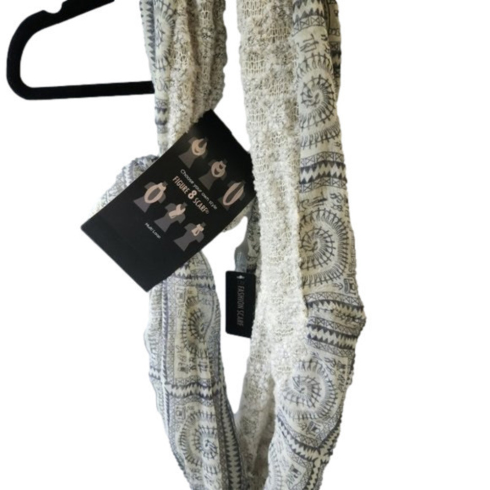 464. D&Y Double-sided Figure 8 Scarf (Sage & blue pattern/Oatmeal & grey) NWT